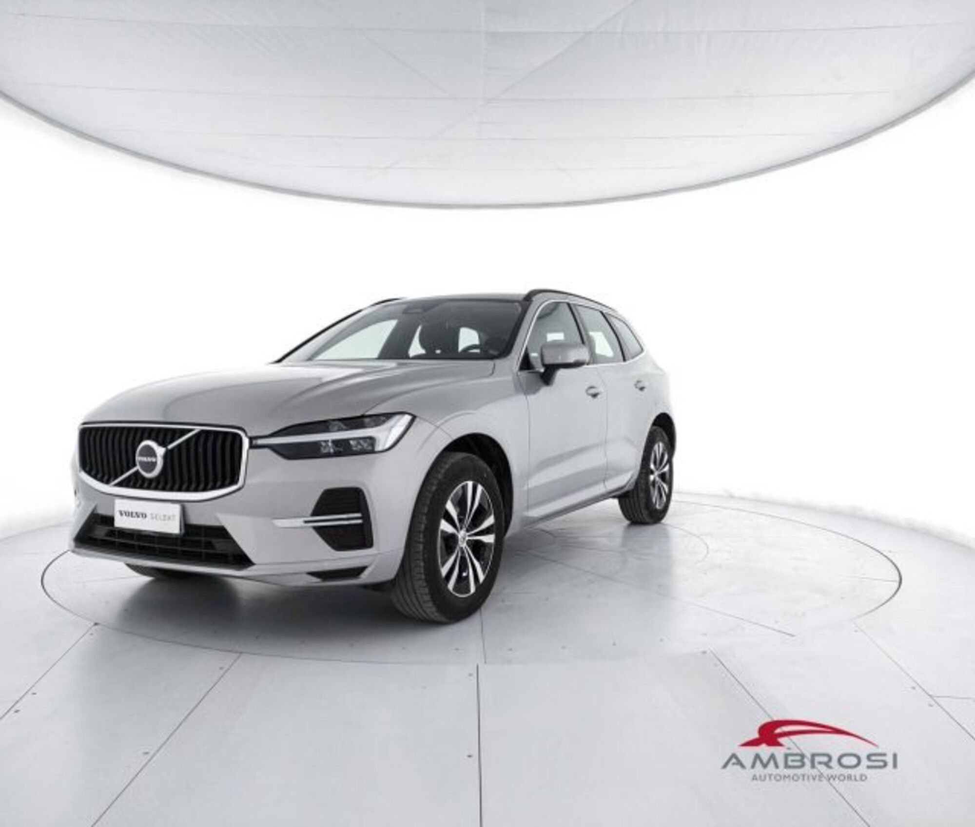 Volvo XC60 B4 Geartronic Momentum Pro  del 2022 usata a Corciano