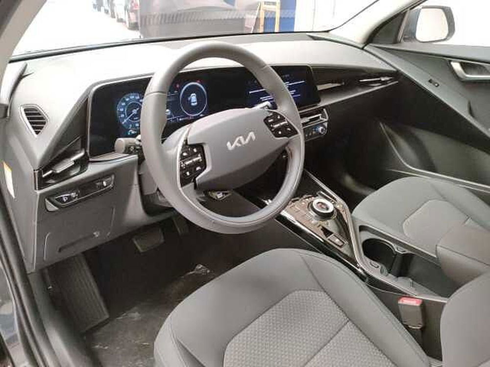 Kia Niro nuova a Teramo (11)