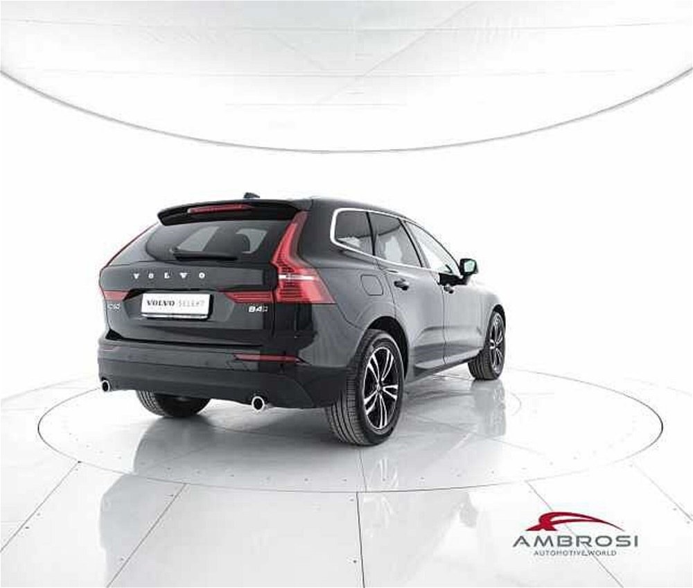 Volvo XC60 B4 (d) AWD Geartronic Business Plus del 2020 usata a Viterbo (3)