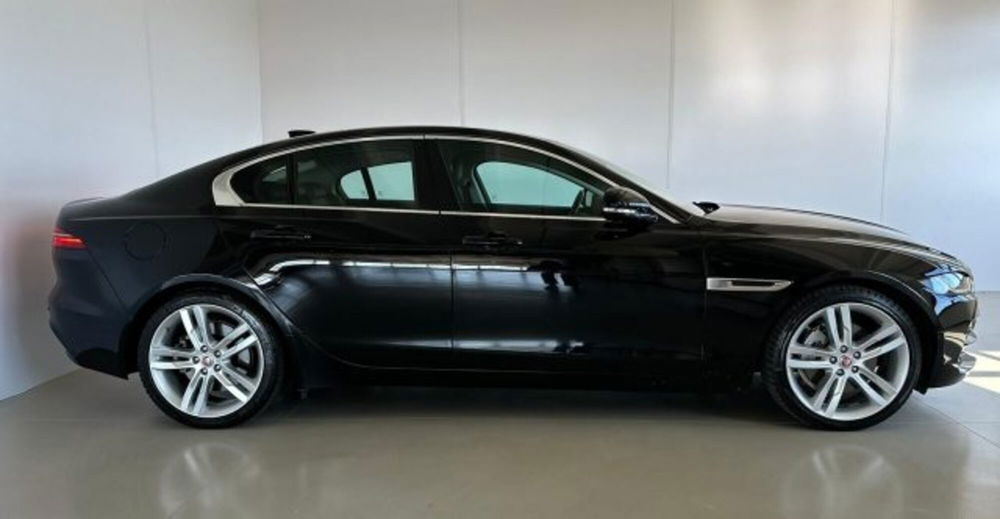 Jaguar XE usata a Modena (5)