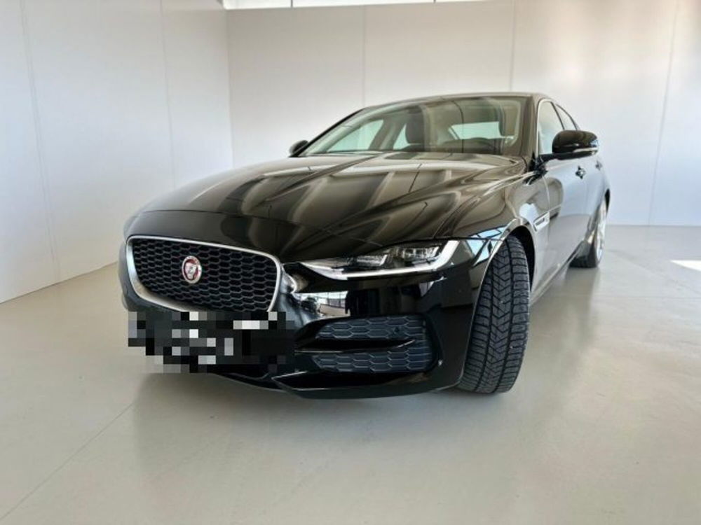 Jaguar XE usata a Modena