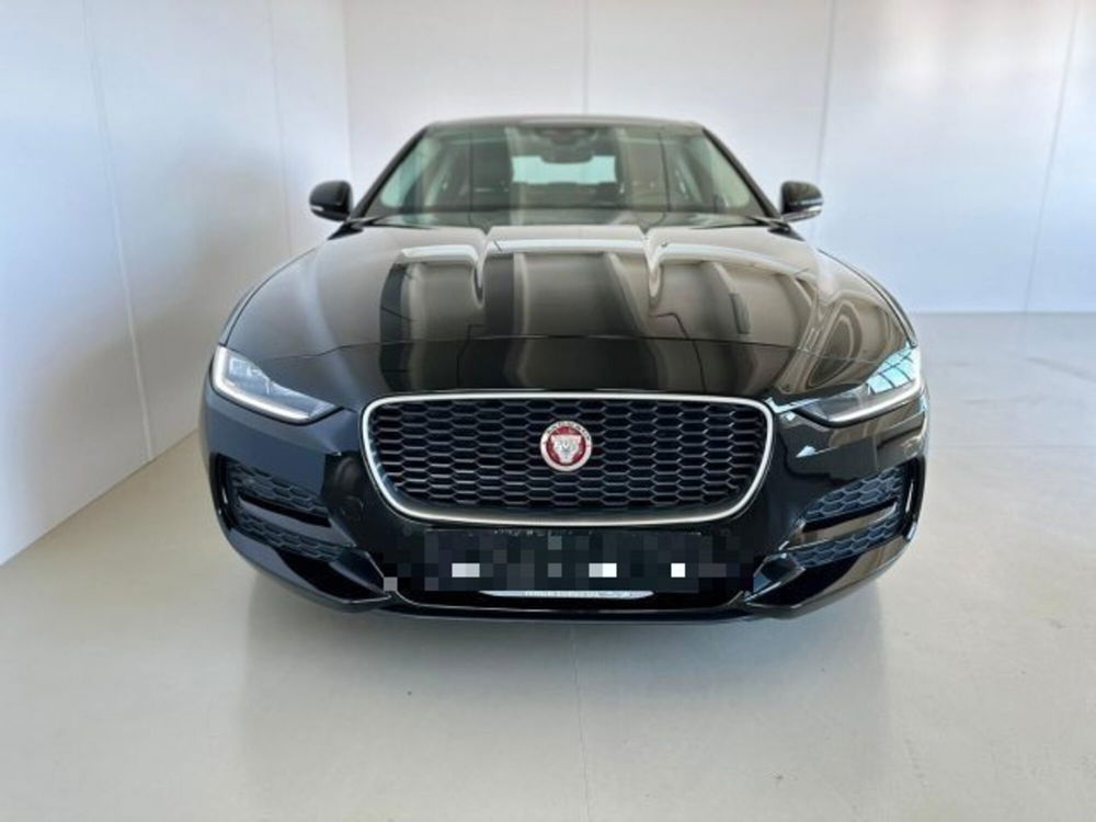 Jaguar XE usata a Modena (6)