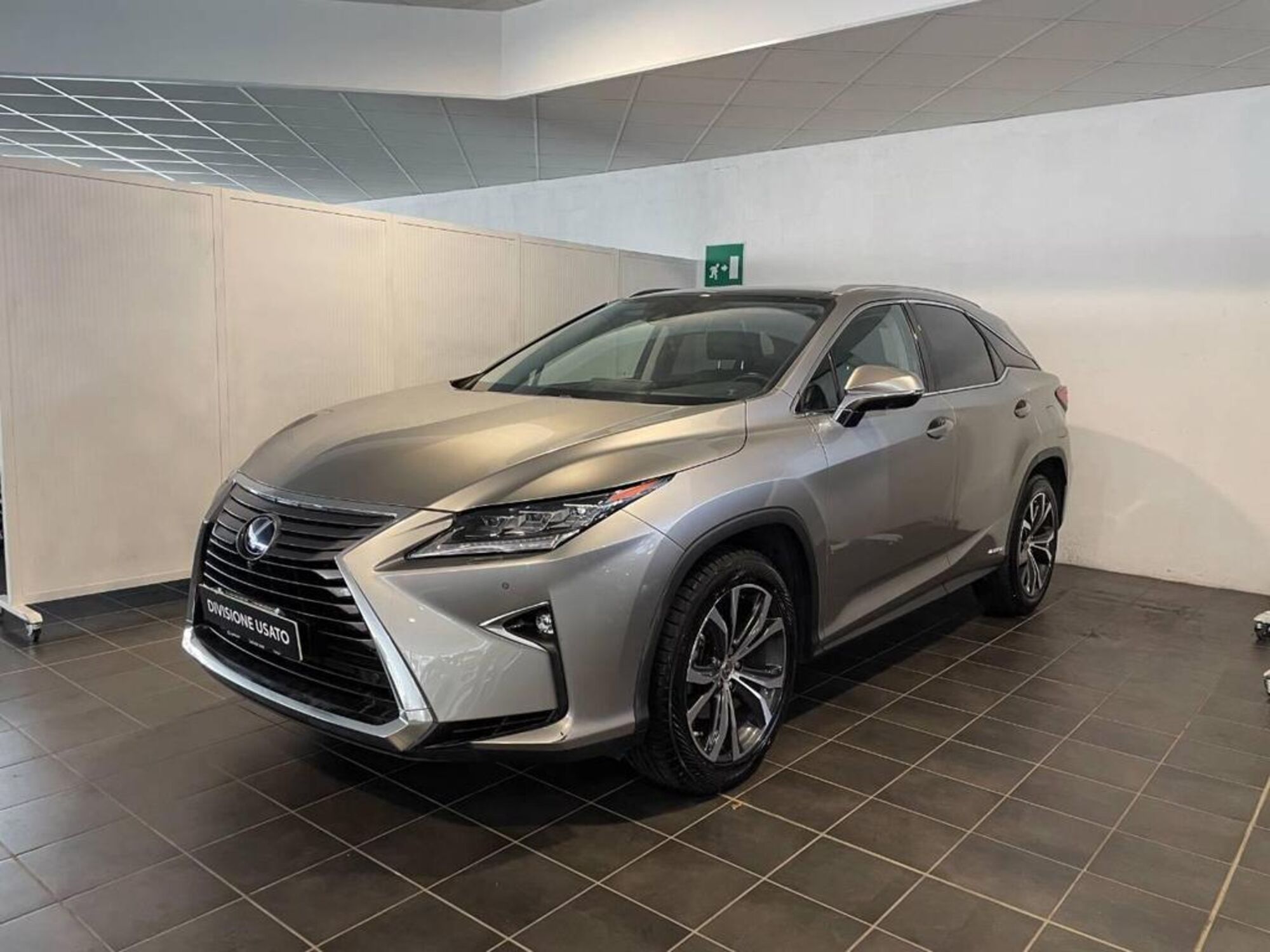 Lexus RX Hybrid Luxury  del 2017 usata a Torino