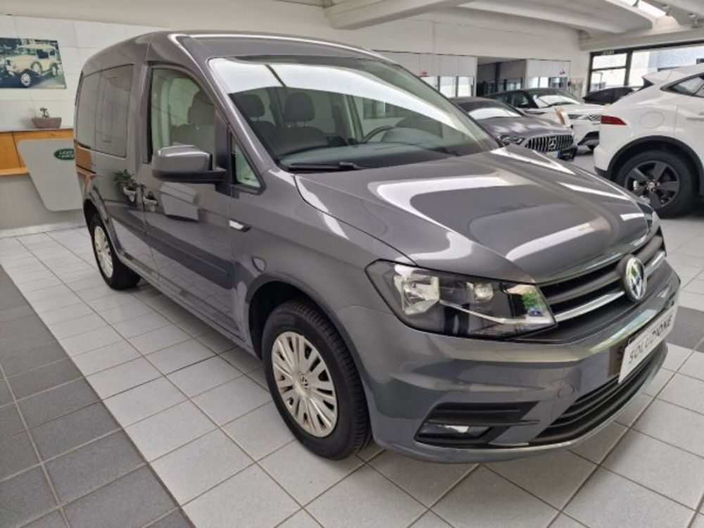 Volkswagen Caddy usata a Novara (5)