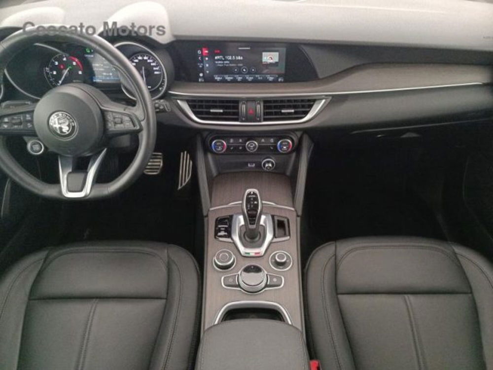 Alfa Romeo Stelvio usata a Padova (18)