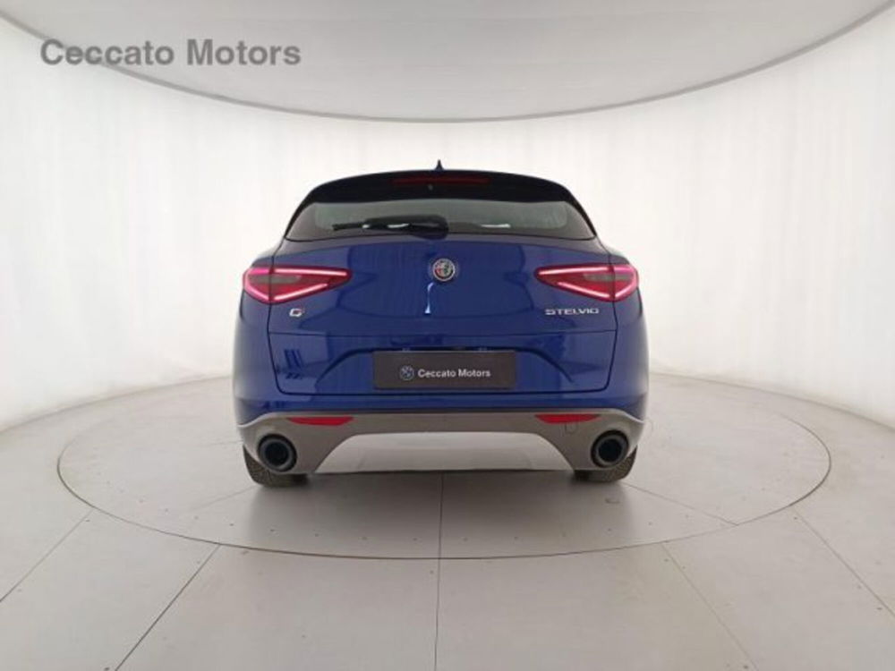 Alfa Romeo Stelvio usata a Padova (5)