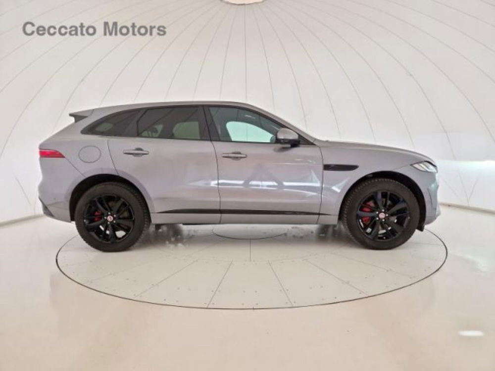 Jaguar F-Pace usata a Padova (3)