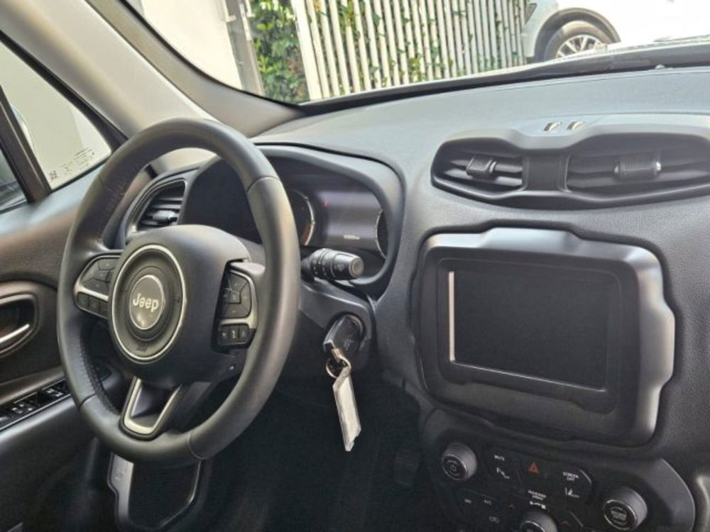 Jeep Renegade usata a Napoli (11)