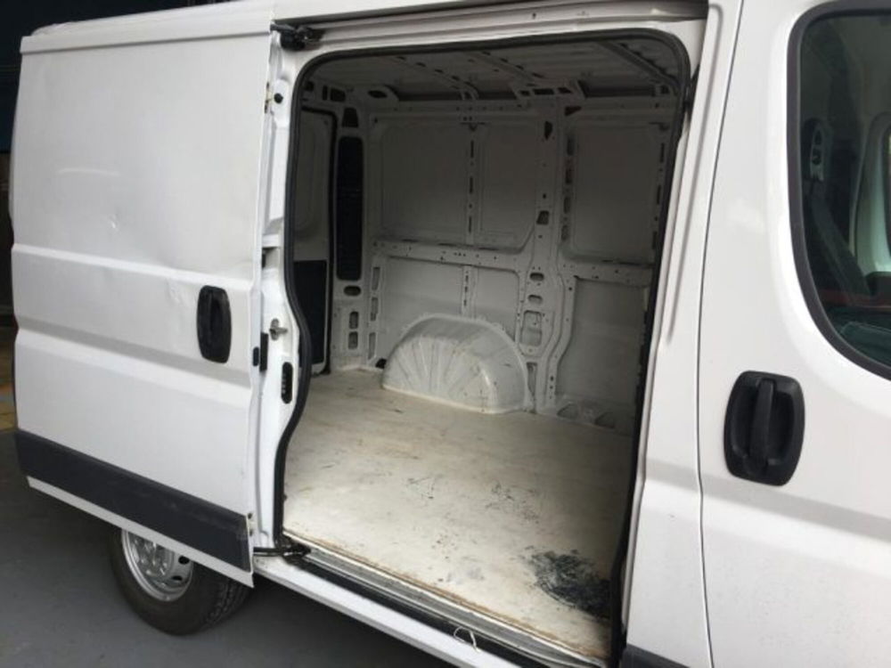 Fiat Ducato Furgone usata a Genova (9)