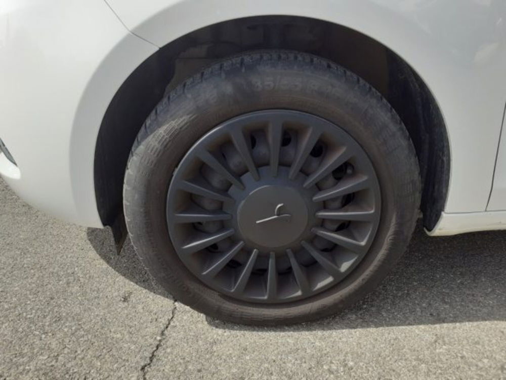 Lancia Ypsilon usata a Firenze (10)