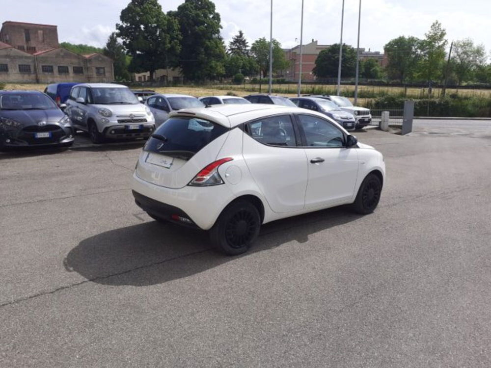 Lancia Ypsilon usata a Firenze (4)