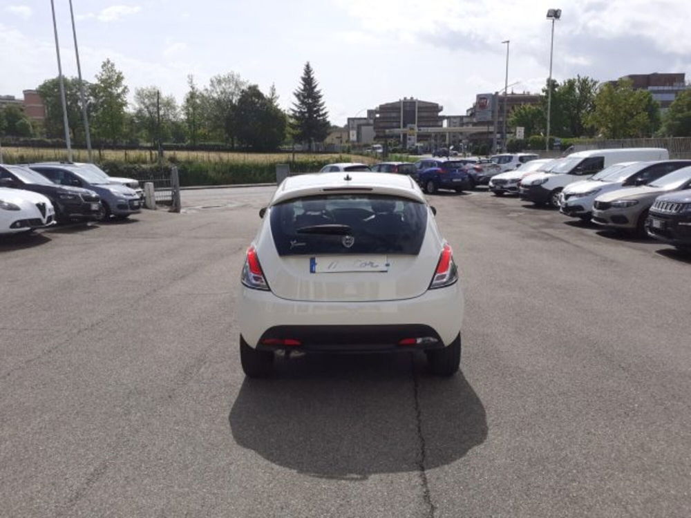 Lancia Ypsilon usata a Firenze (5)