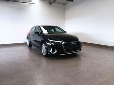 Audi A3 Sportback 30 TFSI S tronic Business Advanced del 2023 usata a Magenta