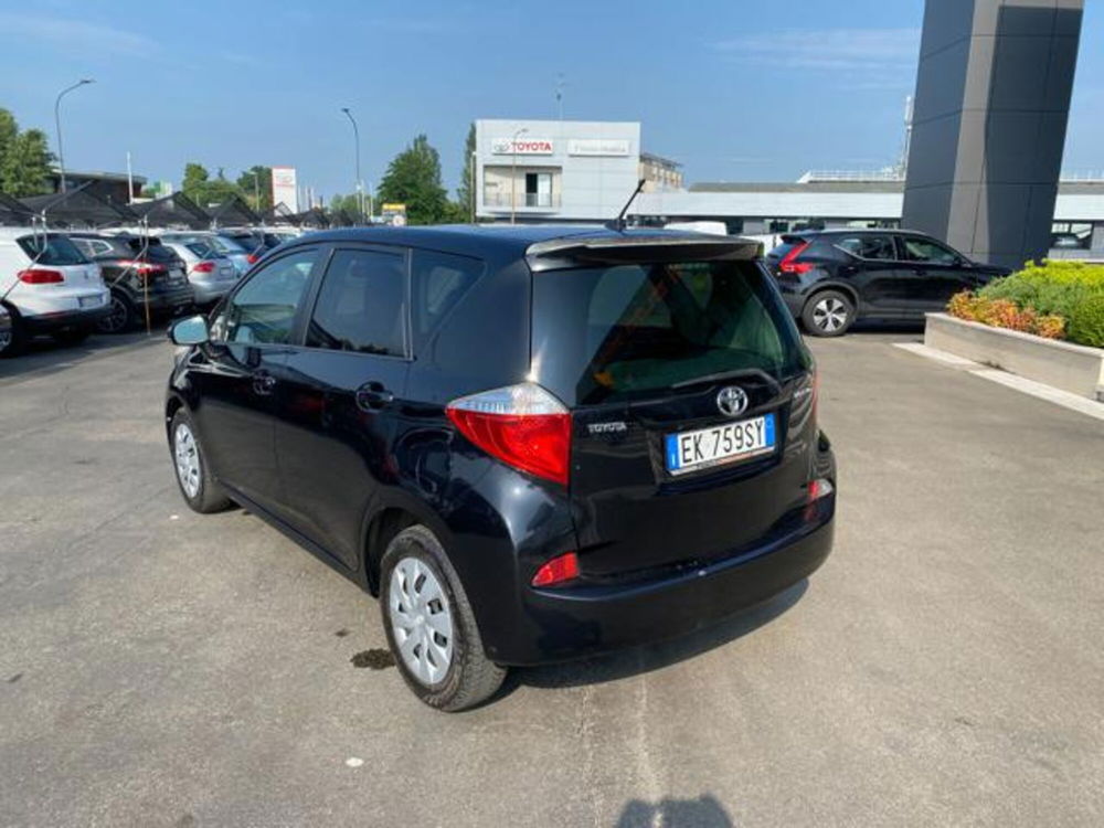 Toyota Verso-S usata a Modena (3)