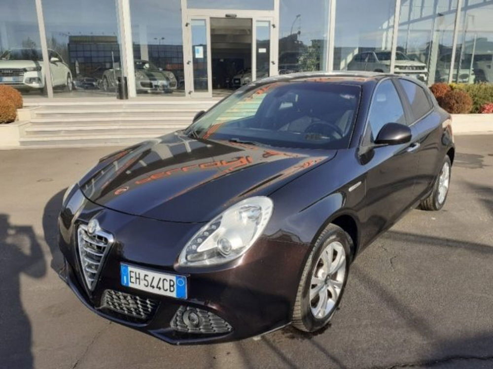 Alfa Romeo Giulietta usata a Modena (2)