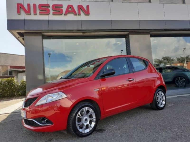 Lancia Ypsilon 1.2 69 CV 5 porte GPL Ecochic 30th Anniversary del 2015 usata a Modena