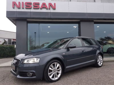 Audi A3 Sportback 1.6 TDI 105 CV CR S tronic Ambiente del 2011 usata a Modena