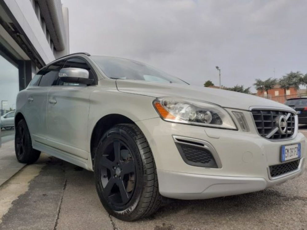 Volvo XC60 usata a Modena (4)