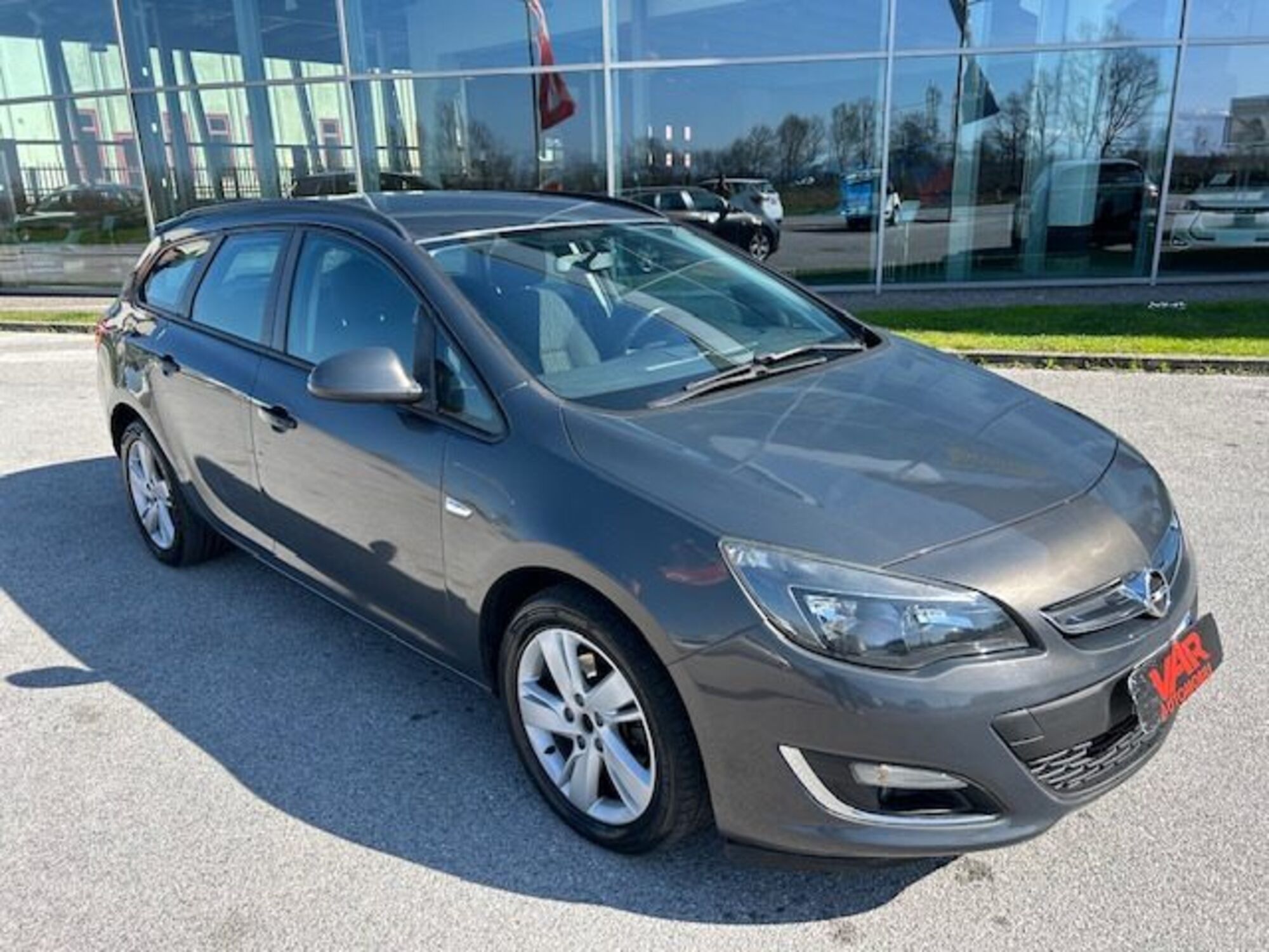 Opel Astra Station Wagon 1.7 CDTI 110CV Sports Cosmo  del 2013 usata a Beinette