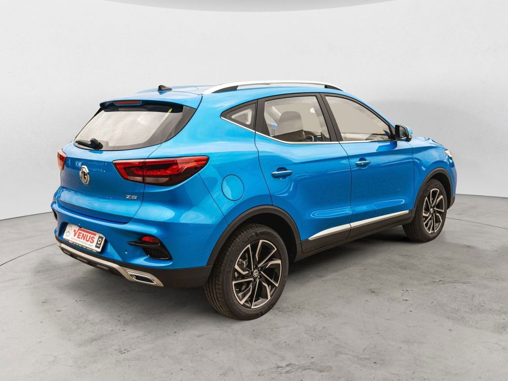 Mg ZS (2021-->) nuova a Milano (6)