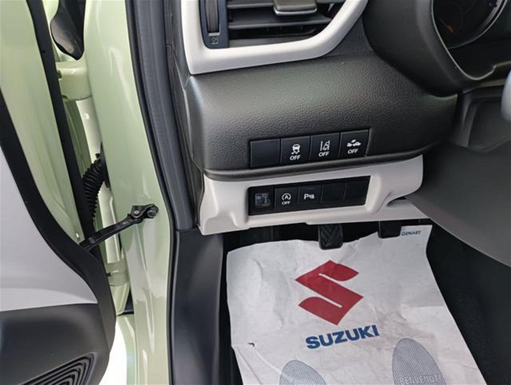 Suzuki Swift 1.2h Top 2wd nuova a Solaro (5)