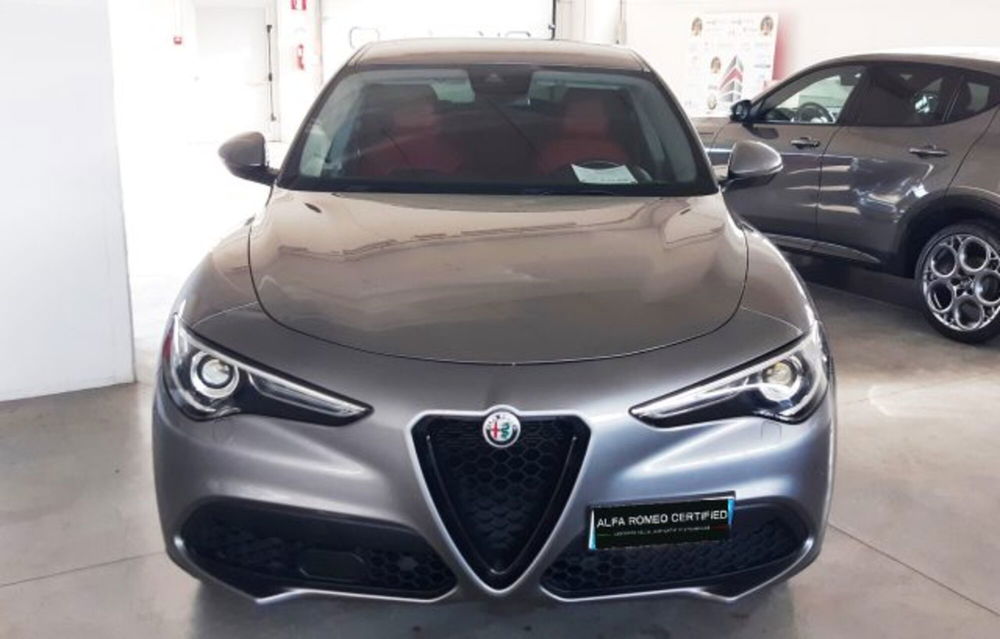 Alfa Romeo Stelvio usata a Terni (2)