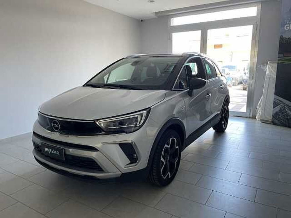 Opel Crossland nuova a Vibo Valentia