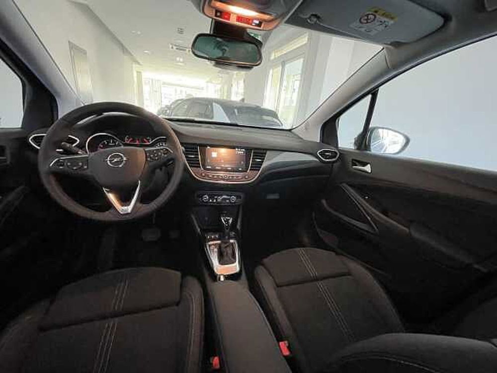 Opel Crossland nuova a Vibo Valentia (8)