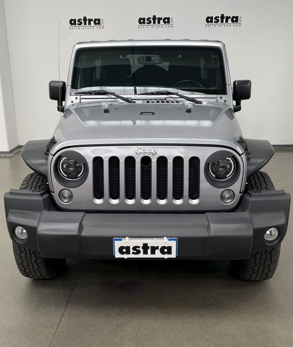 Jeep Wrangler Unlimited usata a Novara (2)