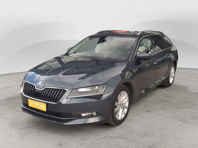 Skoda Superb Station Wagon 2.0 TDI 150 CV SCR Wagon Executive  del 2019 usata a Campobasso