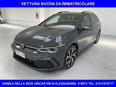 Volkswagen Golf Variant 1.5 etsi R-Line 150cv dsg nuova a Alba