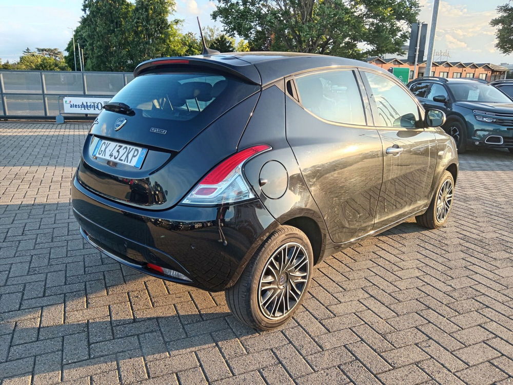 Lancia Ypsilon usata a Alessandria (5)