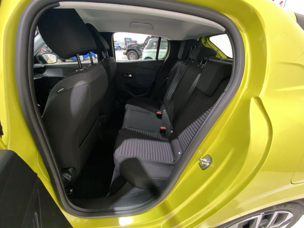 Peugeot 208 nuova a Caltanissetta (19)