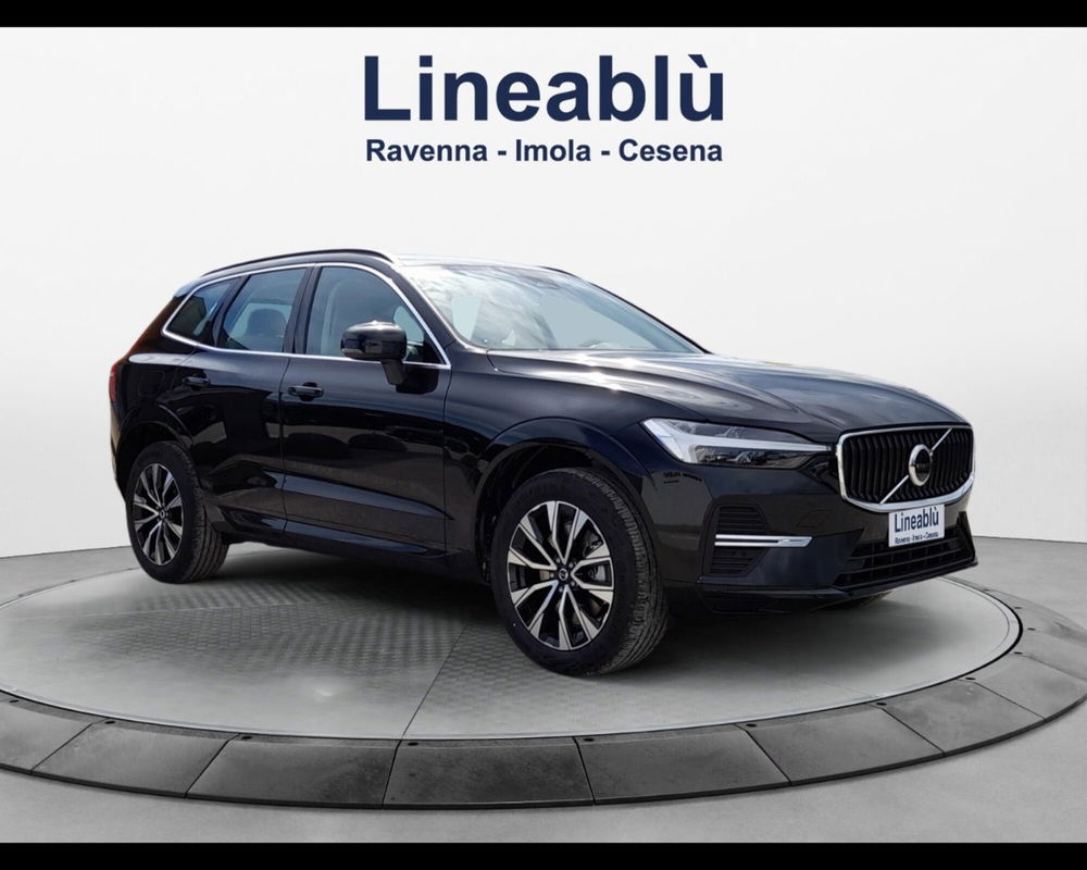 Volvo XC60 nuova a Ravenna (7)