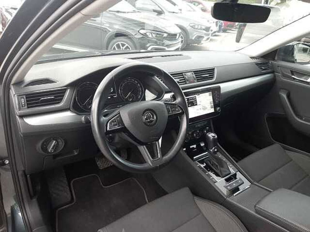 Skoda Superb usata a Ancona (17)