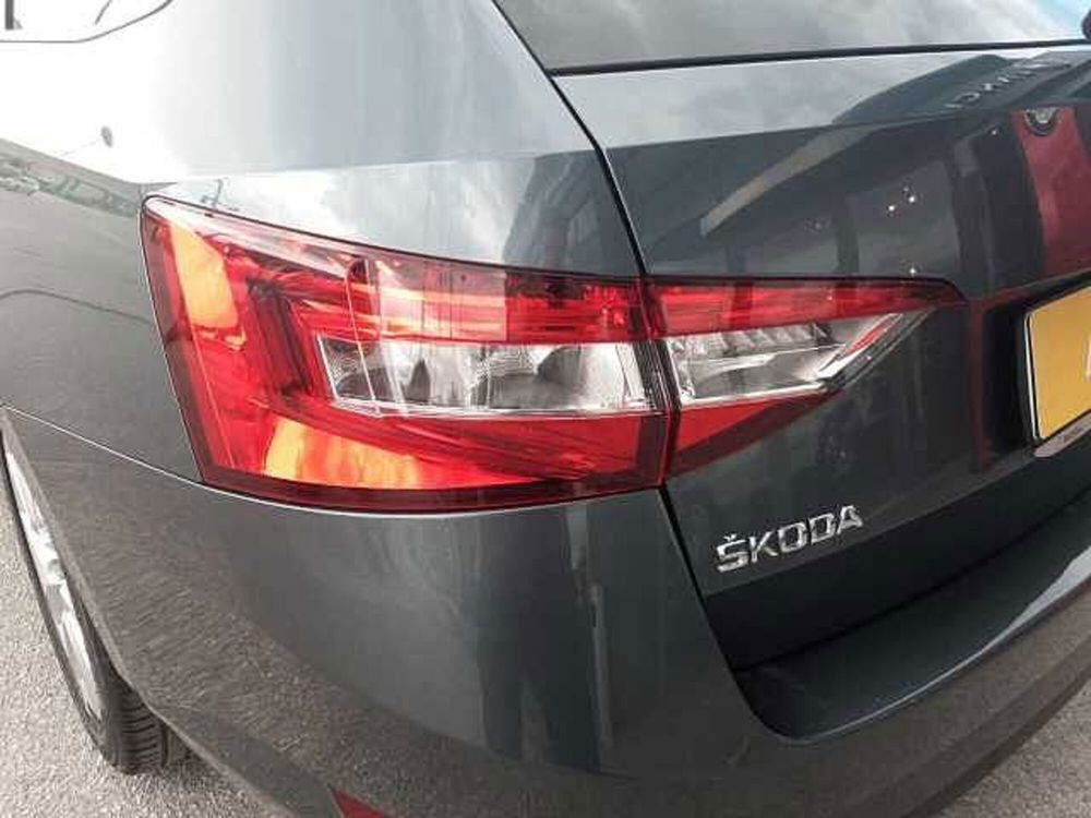 Skoda Superb usata a Ancona (10)