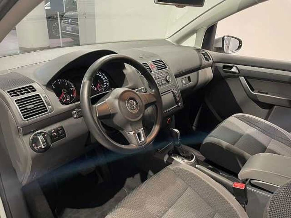 Volkswagen Touran usata a Genova (8)