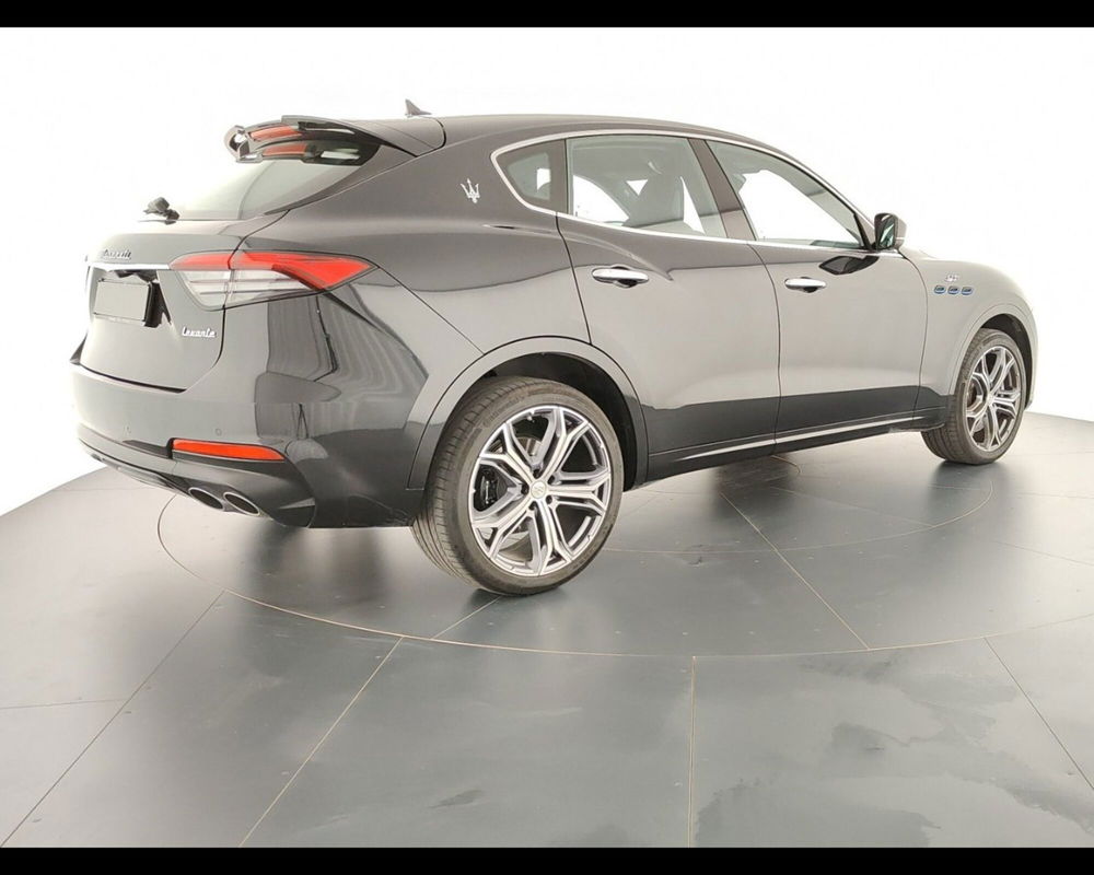 Maserati Levante usata a Verona (8)