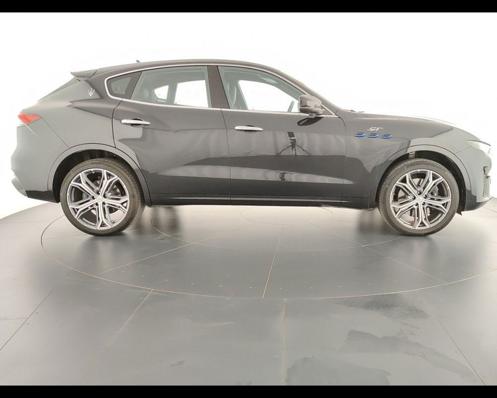 Maserati Levante usata a Verona (9)