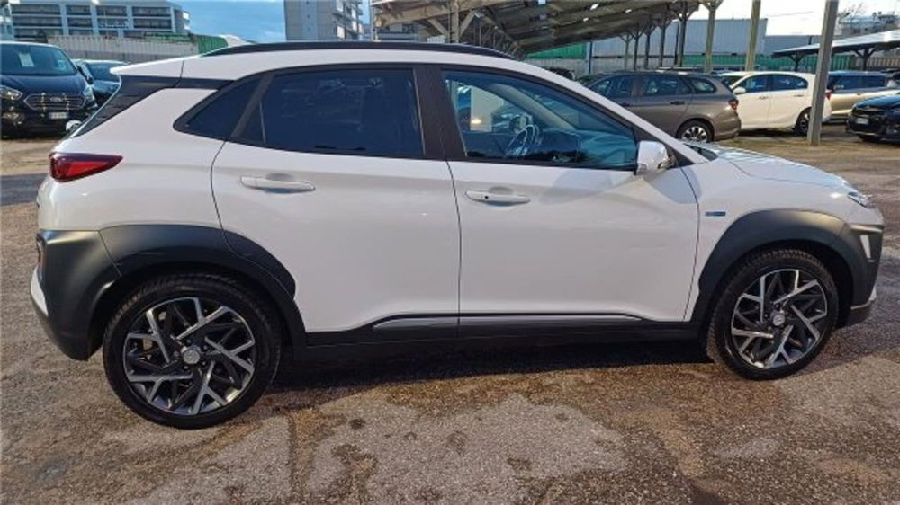 Hyundai Kona usata a Bari (4)