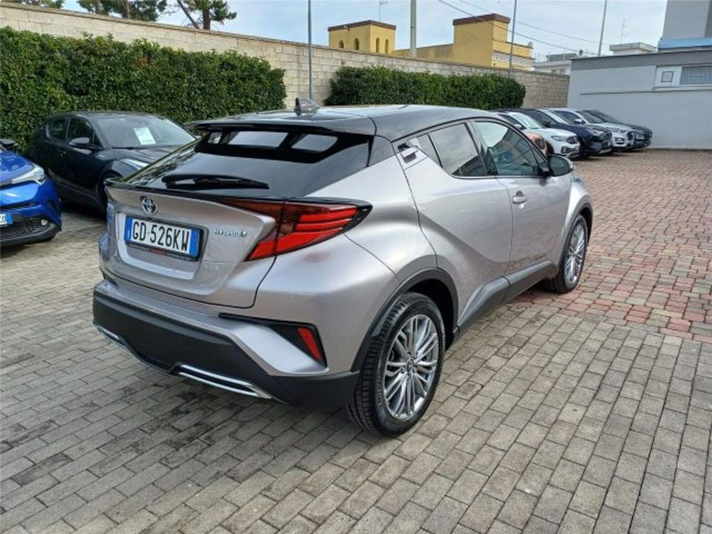 Toyota Toyota C-HR usata a Bari (18)