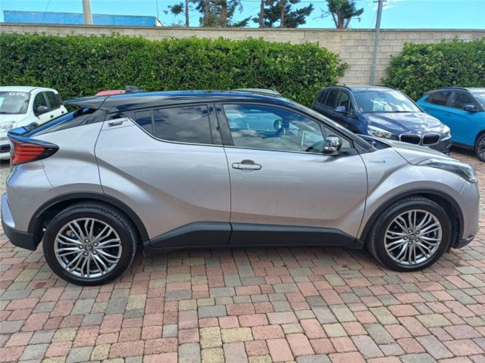 Toyota Toyota C-HR usata a Bari (5)