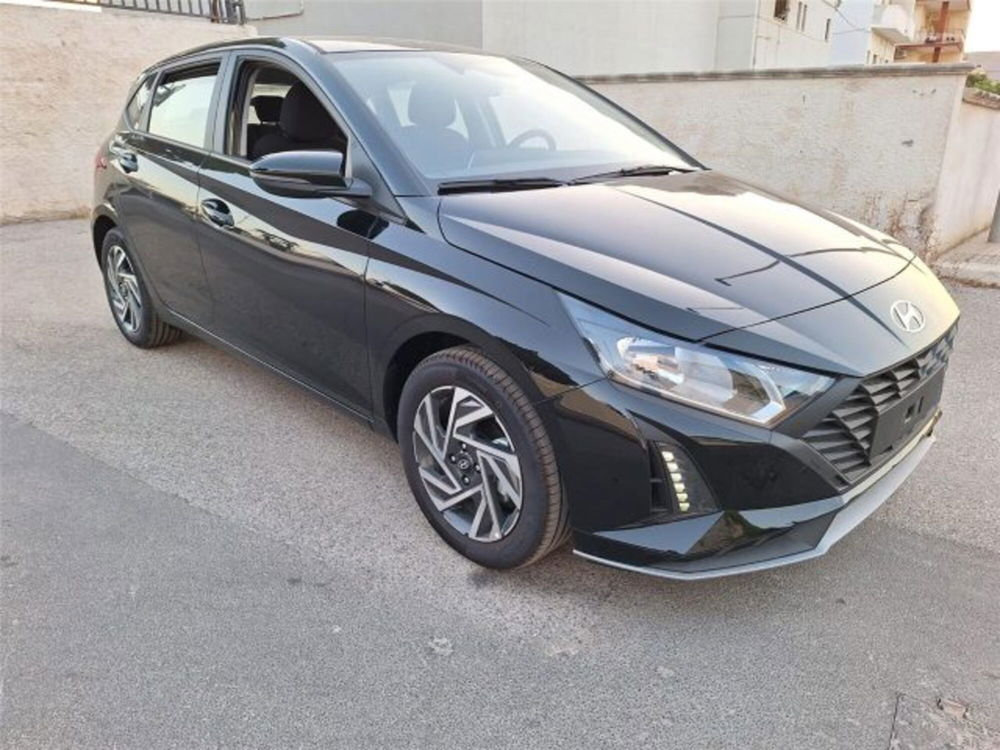 Hyundai i20 1.2 MPI MT ConnectLine  nuova a Bari