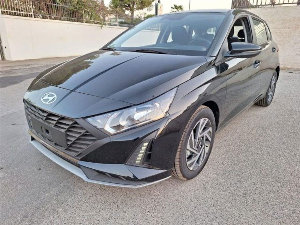 Hyundai i20 nuova a Bari (3)