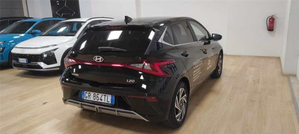 Hyundai i20 nuova a Bari (4)