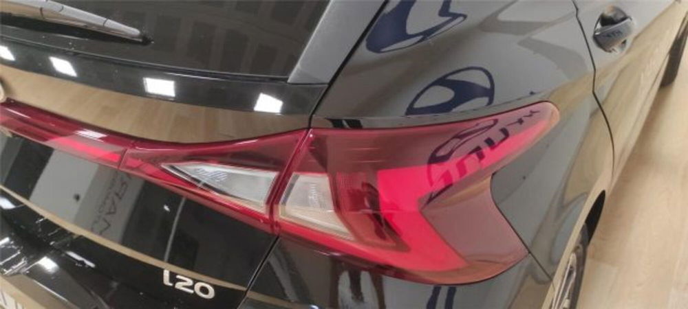 Hyundai i20 nuova a Bari (7)