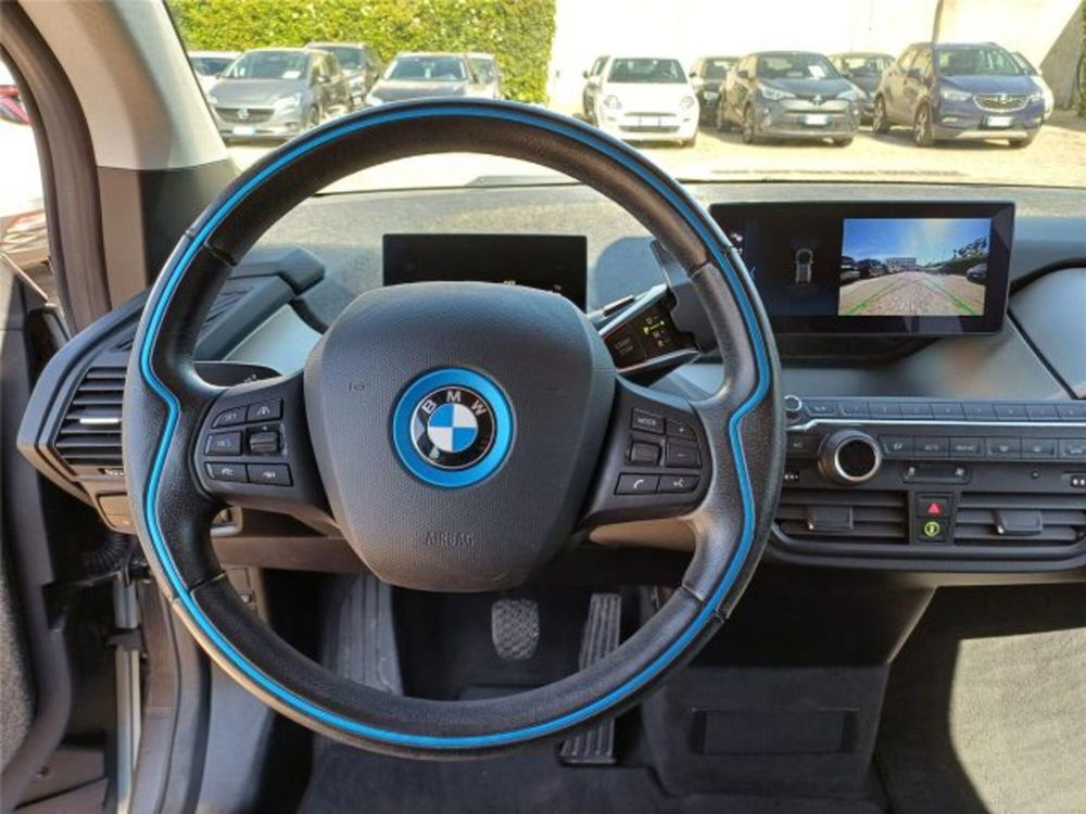 BMW i3 usata a Bari (15)