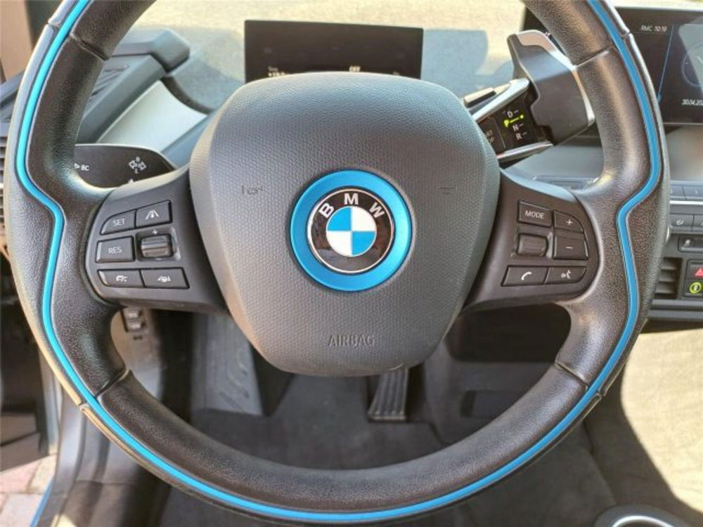 BMW i3 usata a Bari (16)