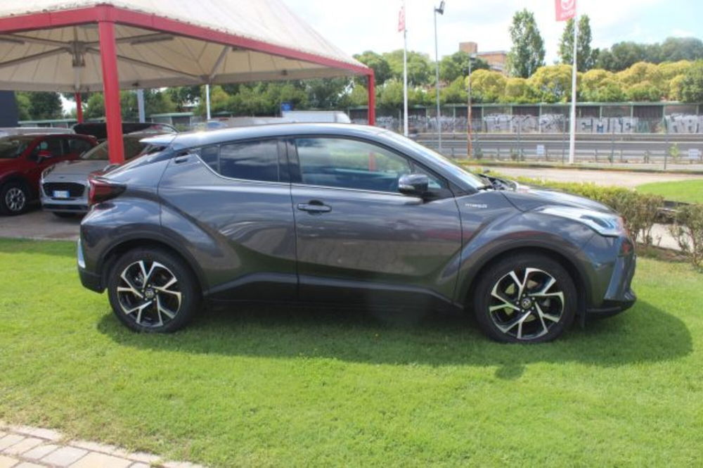 Toyota Toyota C-HR usata a Roma (14)