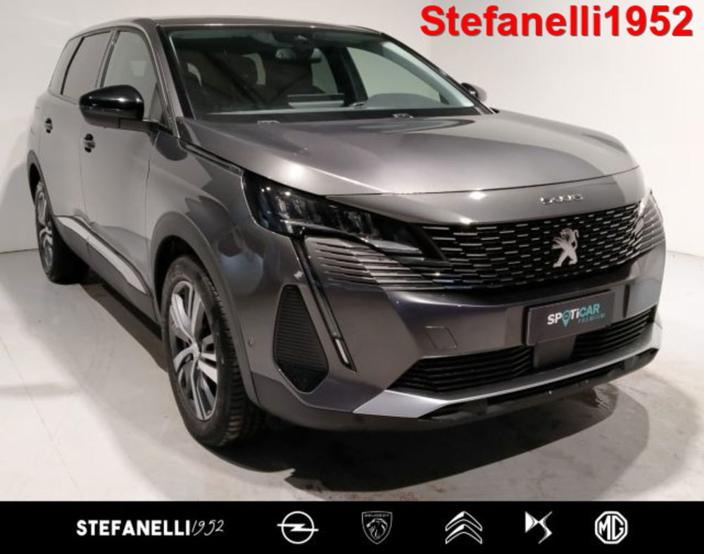 Peugeot 5008 usata a Bologna